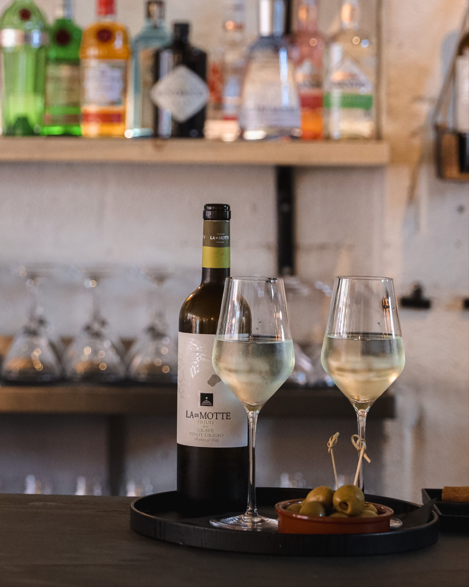 Bodega Southbourne bar area
