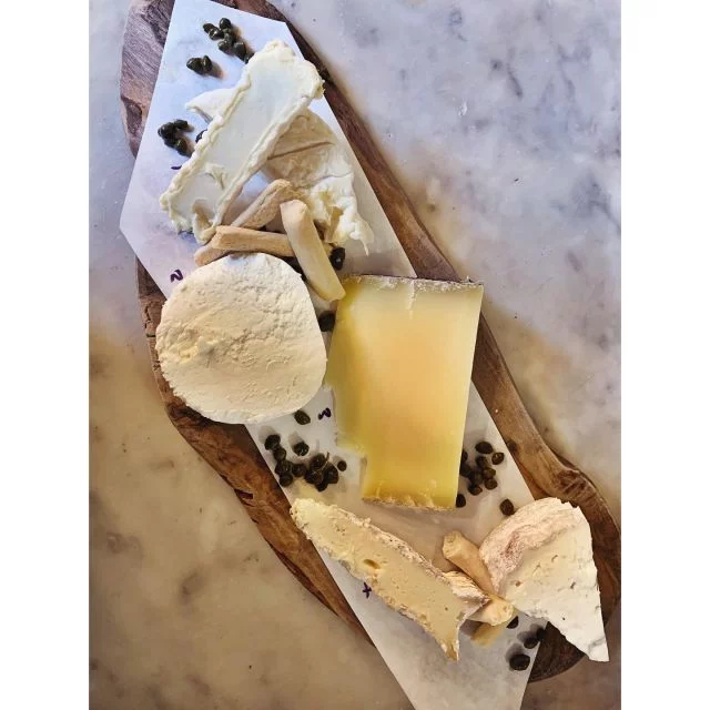 Quesos at Bodega Tapas